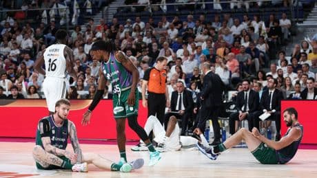 El Real Madrid vuelve a vencer a Unicaja y se queda a una victoria de entrar en la final de la ACB