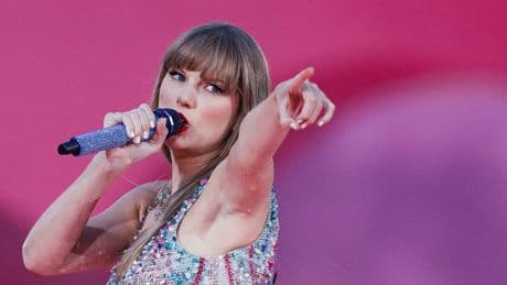 Taylor Swift annonce qu’elle a racheté les droits de ses premiers albums