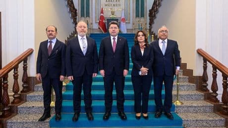 DEM Parti heyeti Adalet Bakanı Yılmaz Tunç ile görüştü