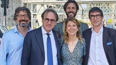 Schlein promuove Salis: “È la persona giusta, la coalizione è unita”