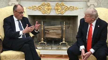 Face à Donald Trump, Friedrich Merz affronte sa première grande épreuve diplomatique