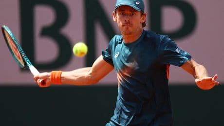 Roland-Garros : De Minaur et Mensik stoppés au 2e tour