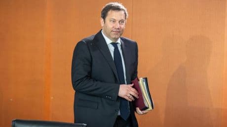 Kabinett: Opposition übt heftige Kritik an Klingbeils Etatplänen