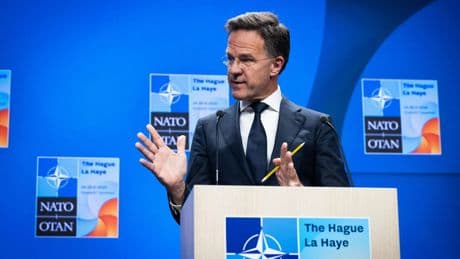 Rutte responde a Sánchez que el gasto que plantea es insuficiente y calcula que España necesitará invertir un 3,5% en defensa