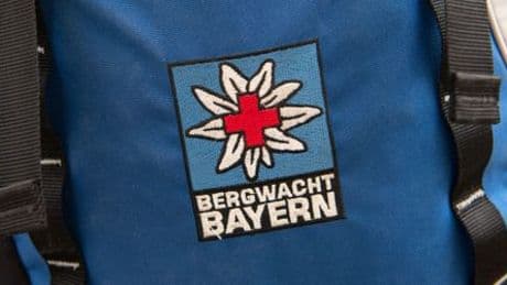 Frau stürzt beim Wandern 50 Meter in die Tiefe und stirbt