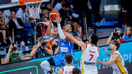 Entre la crueldad y la impotencia, Grecia despide a España del Eurobasket en otro desenlace agónico