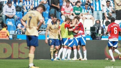 El Granada asalta Riazor en el estreno de Pacheta