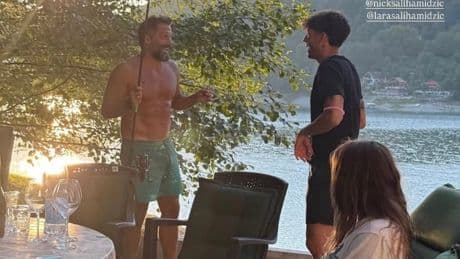 Beim Angeln in Bosnien - Brazzo zeigt seine Mega-Muckis!