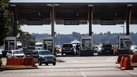 B.C. residents’ return trips from U.S. by land and air continue to decline