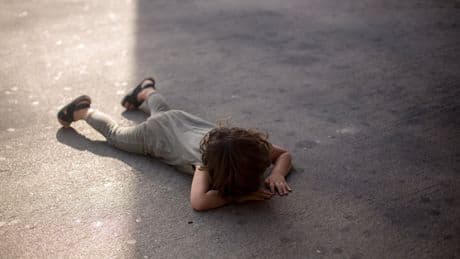 I'm A Therapist – A Simple Question Can Help Stop A Tantrum In Its Tracks