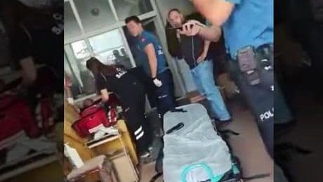 16 yaşındaki çocuk ev sahibini bıçakladı: Namusumu temizledim