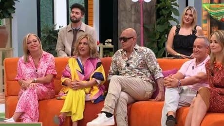 El último programa de 'La familia de la tele': «No quiero que se me vea llorar»