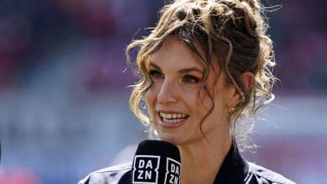 Bundesliga: Fauxpas im Live-TV – Wontorra verteidigt Katharina Kleinfeldt