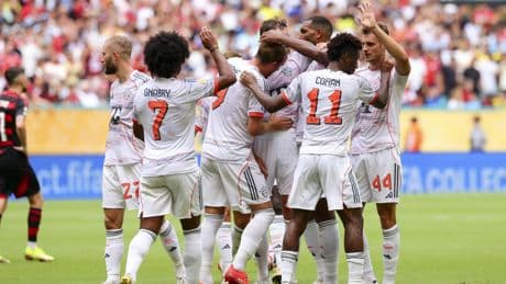 El Bayern sufre para ganar al Flamengo y se citará en cuartos con el PSG