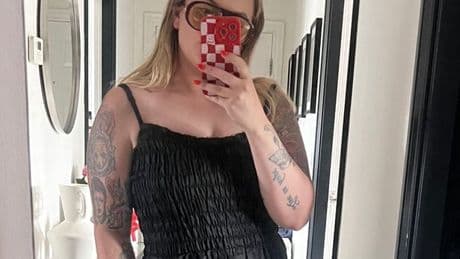 This FatFace midi dress I’ve styled 3 ways is the most flattering and versatile dress I own