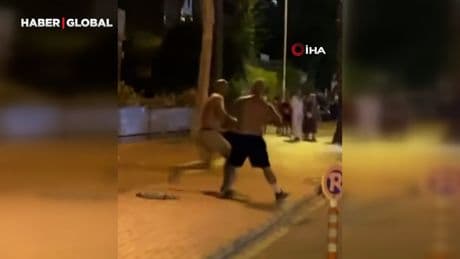 Alanya'da Rus turistlerin yumruklu kavgası kamerada