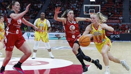 El Uni Girona se complica la final tras una dura derrota en Zaragoza