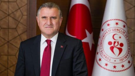 Bakan Bak, Türkiye Kupası Şampiyonu Galatasaray'ı tebrik etti