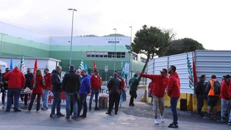 Anche a Genova lo sciopero dei corrieri di Amazon, l’azienda: “Costante attenzione sulla sicurezza”
