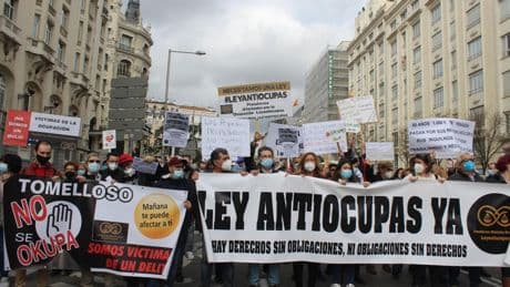 El portavoz de una plataforma de afectados por la okupación rotundo: "Los datos del ministerio no son reales"