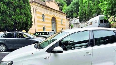 Celle, l’ultimo saluto a Thomas Mazzone. La famiglia arrivata dalla Svizzera