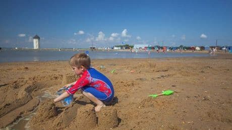 Brits love beautiful beach with colourful huts that's 'perfect for a day trip'