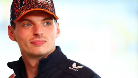 Verstappen blijft schimmig over toekomst, maar lijkt te blijven bij 'zijn tweede familie'
