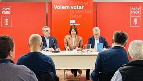 Morant se reúne con los alcaldes de la dana y pone en valor las ayudas del Gobierno
