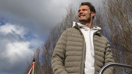 Hein Otterspeer omarmt ’nieuwe leven’ na retraite: ’Afscheid nemen voelde als een rouwproces’