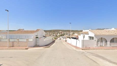 Hallan restos humanos en una vivienda de Mazarrón que podrían corresponder a los dos desaparecidos