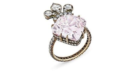 Diamant von Marie-Antoinette für 14 Millionen Dollar versteigert