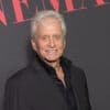 Michael Douglas (80) is niet van plan nog te acteren: “Ik wil niet iemand zijn die dood neervalt op de set”