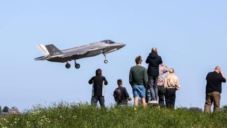 Piloten van KLM gaan ook gevechtsvliegtuig F-35 besturen