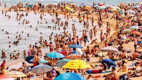 25 Tipps, wie man sich an Touri-Hotspots nicht danebenbenimmt