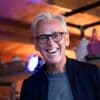 Mediaondernemer en journalist Derk Sauer (72) overleden aan gevolgen van zeilongeluk
