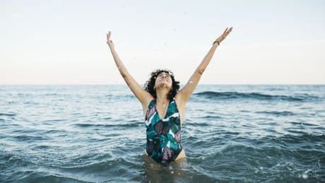 Warum Salzwasser Ihre Haut spannt – und was Sie unbedingt beachten sollten