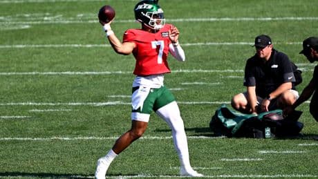 Justin Fields ends on high note in Jets practice return
