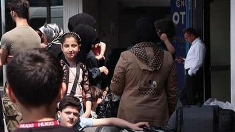 Hava sahası kapandı! Ülkelerine dönmek isteyen İranlılar otogara akın etti