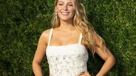 Blake Lively reaparece sonriente y triunfante tras desestimarse la demanda multimillonaria de Justin Baldoni