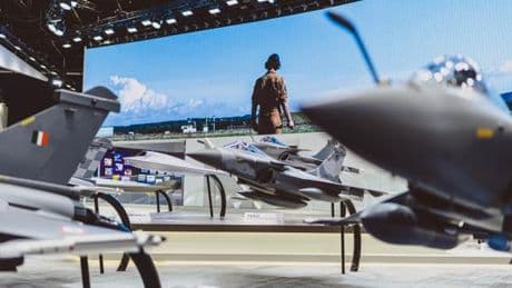 En direct, le salon du Bourget démarre : notre journaliste réponds à vos questions