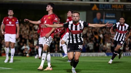 Raus im Pokal - ManUnited-Blamage bei Viertligist!