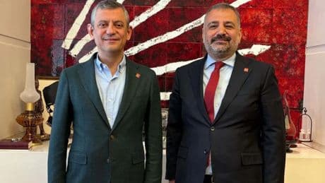Aslanoğlu'ndan mesaj: CHP İzmir'de bölünmeyecek