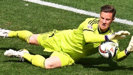 „Ter Stegen hat nicht die Zeit. Er wird zwangsläufig im Winter etwas anderes machen müssen“