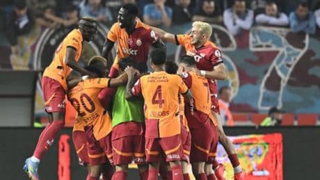 Galatasaray şampiyonluğa 1 puan uzaklıkta!