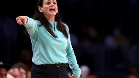 Sandy Brondello becomes Liberty’s all-time winningest coach with victory over Sparks