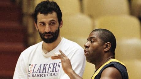 NBA-Legende Vlade Divac bei Motorradunfall schwer verletzt