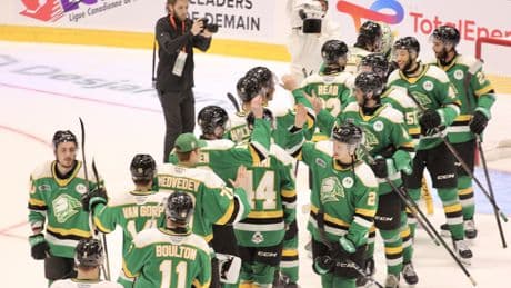 London Knights pick up second win at 2025 Memorial Cup as Dale Hunter sets record