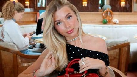 « L’une des meilleures décisions de ma vie » : ces femmes qui renoncent à leurs implants
