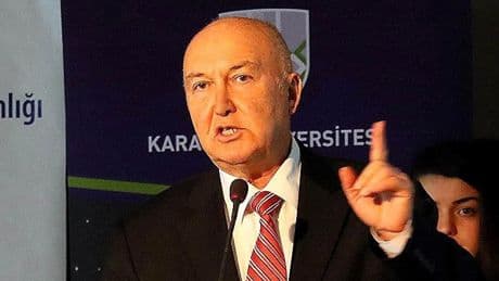 Prof. Dr. Övgün Ahmet Ercan beyin kanaması tehlikesi geçirdiğini duyurdu