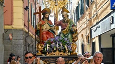 La processione e la festa: Oneglia ha celebrato il patrono San Giovanni | Video